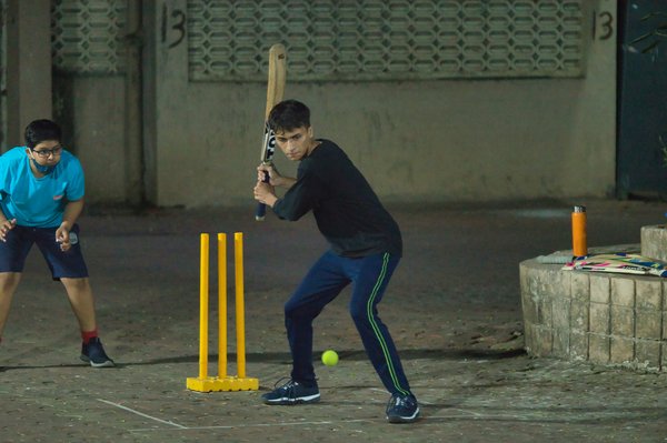 How can UK cricket teams improve their fielding skills through targeted drills?